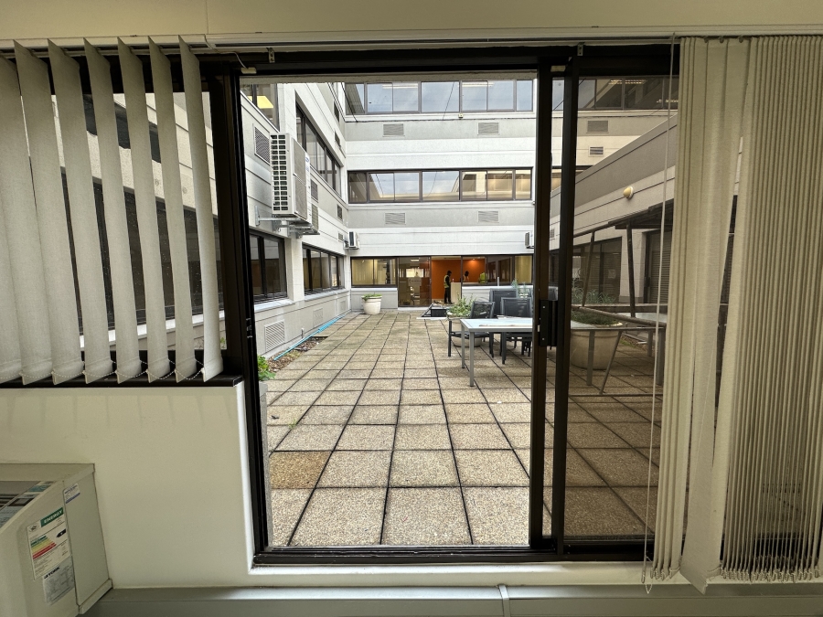 To Let commercial Property for Rent in Mowbray Western Cape